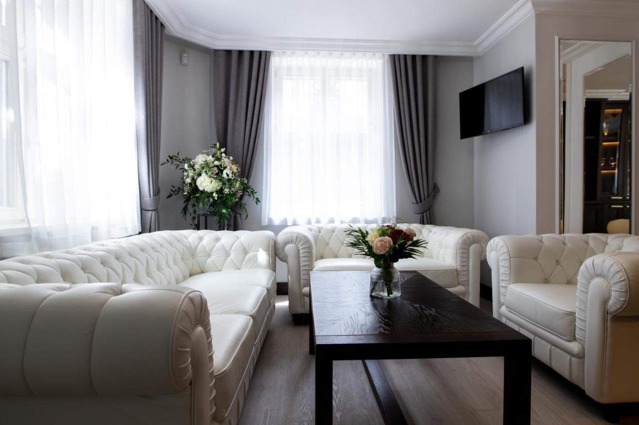 Villatoro Bed & Breakfast